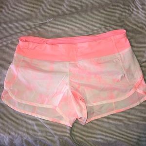 Lululemon speed shorts size 6 pink &white tie dye